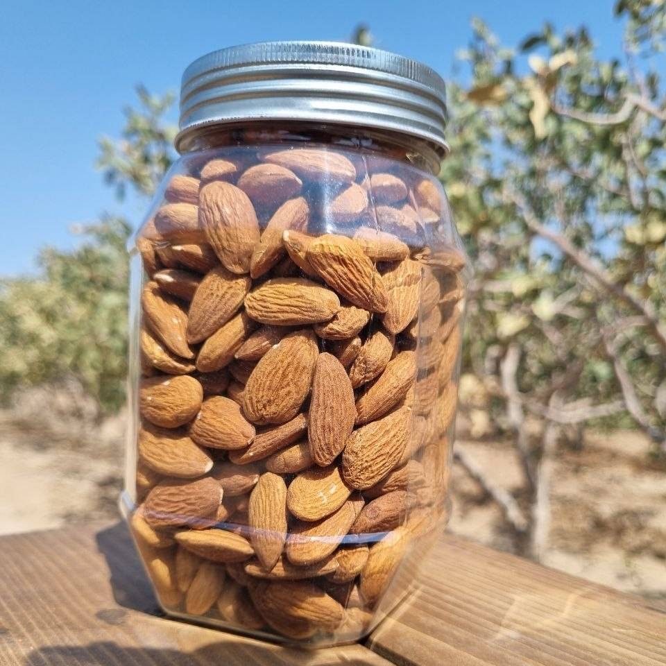 مغز بادام درختی زرین خام 500 گرم